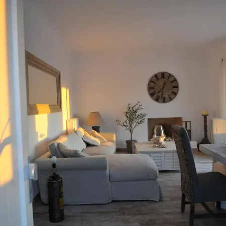 Chrysalis Nature 4 Apartamento Páros